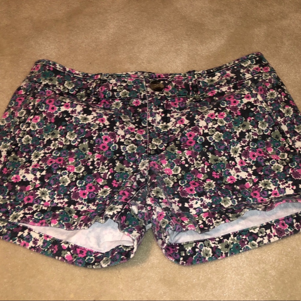 Floral midi American Eagle shorts